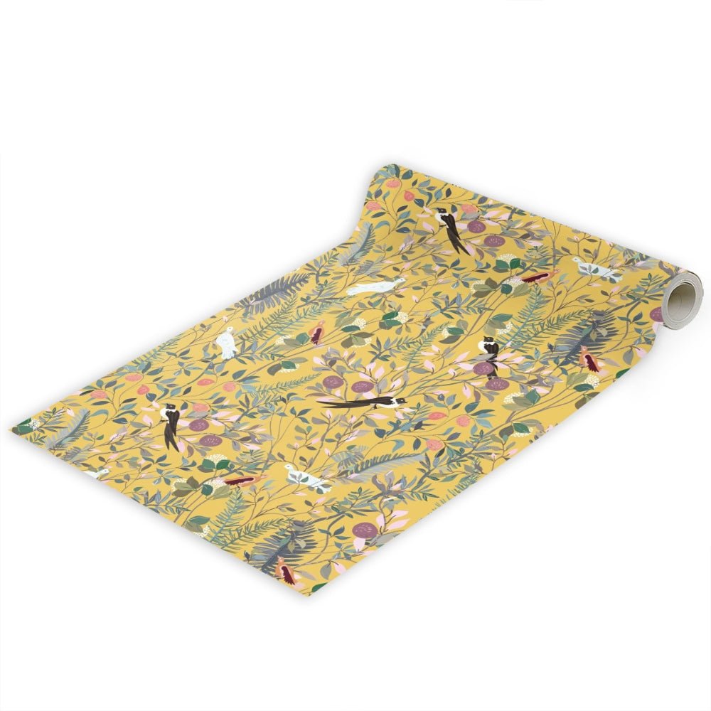 Retro Wallpaper | Stylish Golden Wallpaper Leaf Motifs with Timeless Elegance - Luxyecs